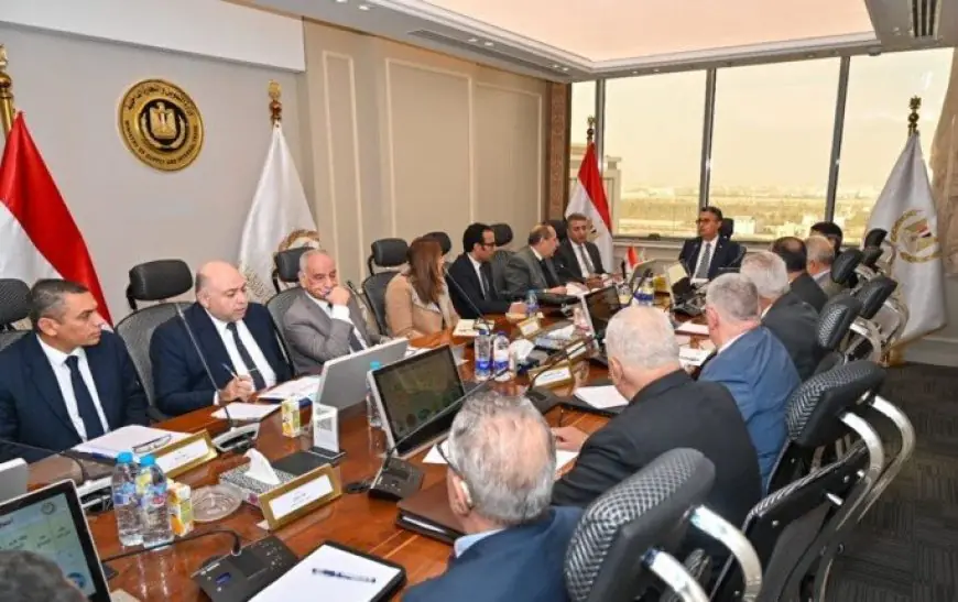 اجتماع وزير التموين برؤساء شركات الزيوت لمتابعة استعدادات رمضان 2026