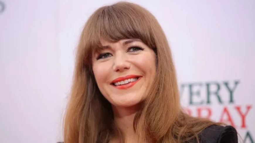 Musician Marks 50th Birthday by Marrying Her Dog