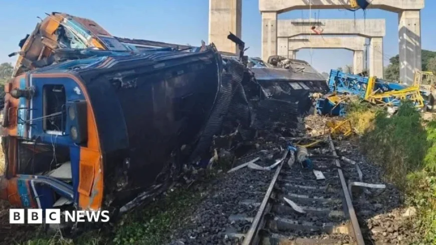 Crane Collapse in Thailand Kills 22 on Train