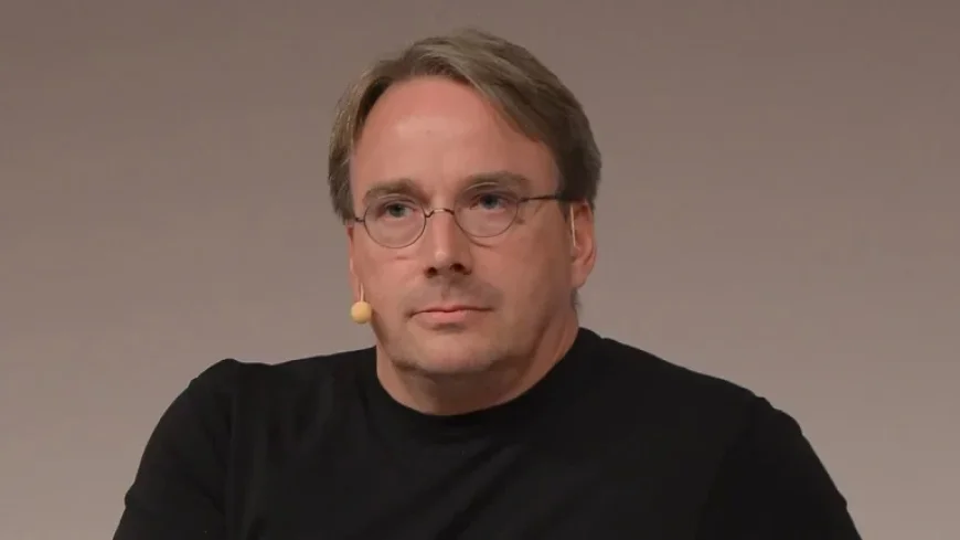 Linus Torvalds Explores Vibe Coding with a Cautious Approach
