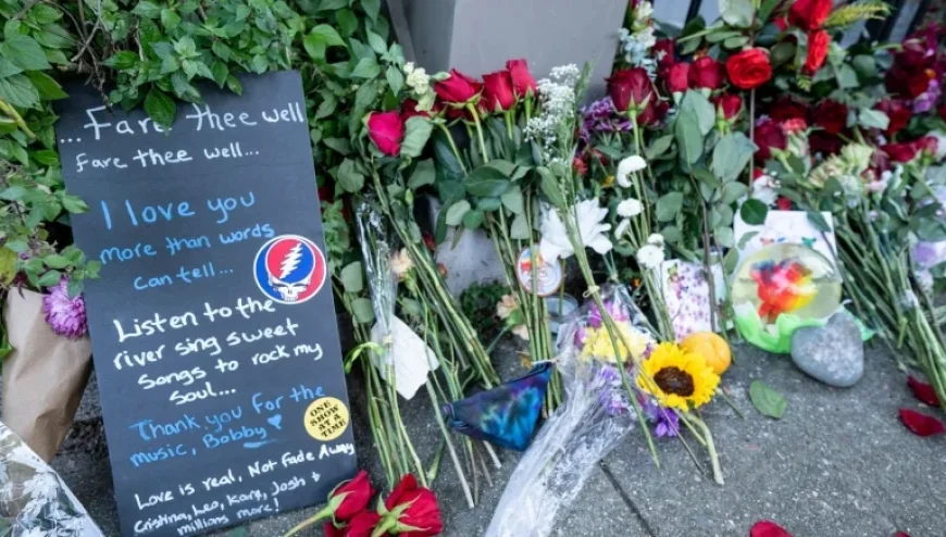 Fans Unite in San Francisco’s Haight to Honor Bob Weir