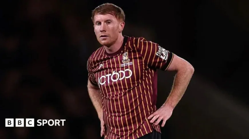 Dundee Acquires Defender Brad Halliday from Bradford City
