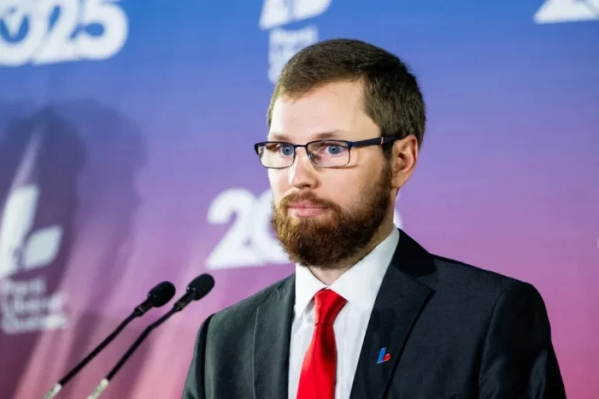 Mario Roy Reenters PLQ Leadership Race Despite Debts