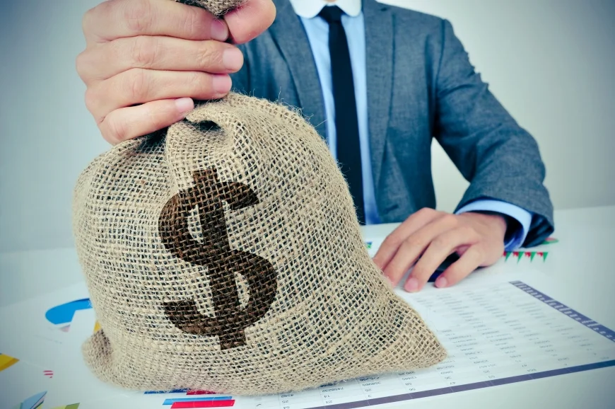 $9B Annual Payouts Boost Fund Stewardship