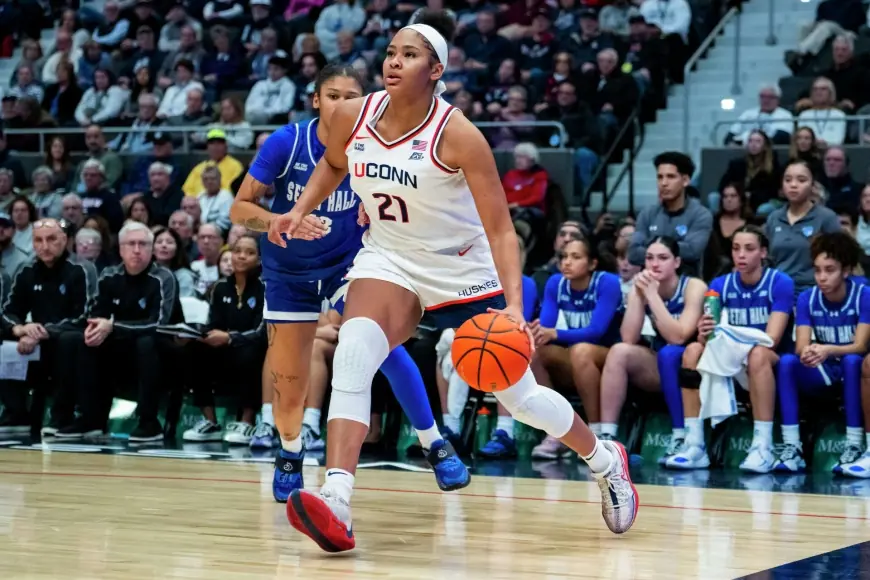 UConn women’s basketball eyes 18–0 start as Villanova visit doubles as championship celebration
