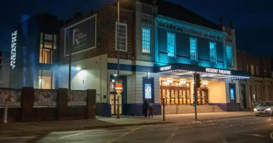 TV Star Brings Royal Glamour to Ipswich Stage Audience