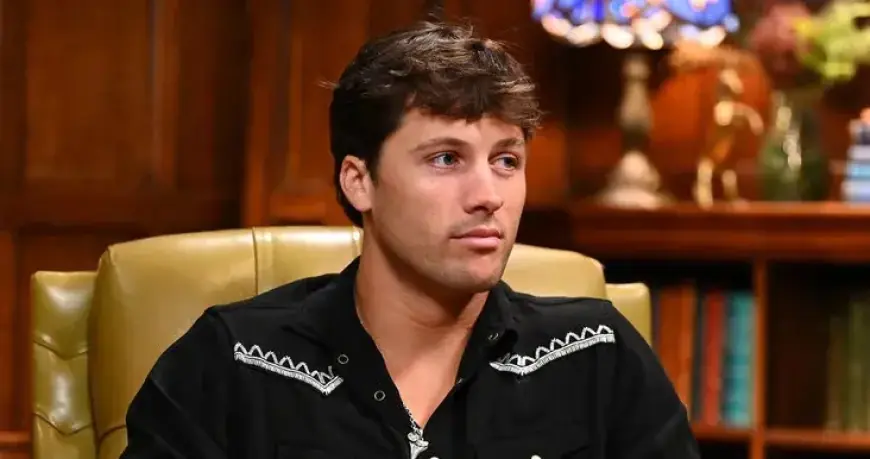 “Traitors’ Enigma: Meet the Mesmerizing Snake Expert”