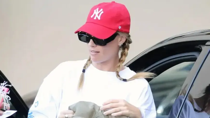 Margot Robbie Embraces Viral Sneaker Trend