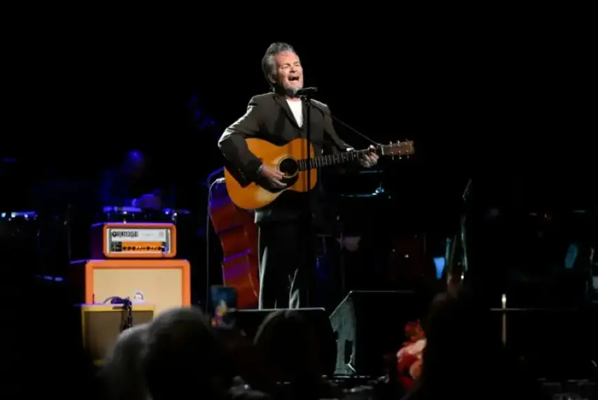 Legendary Rock Icon Returns to Stage, Performing Greatest Hits on Tour