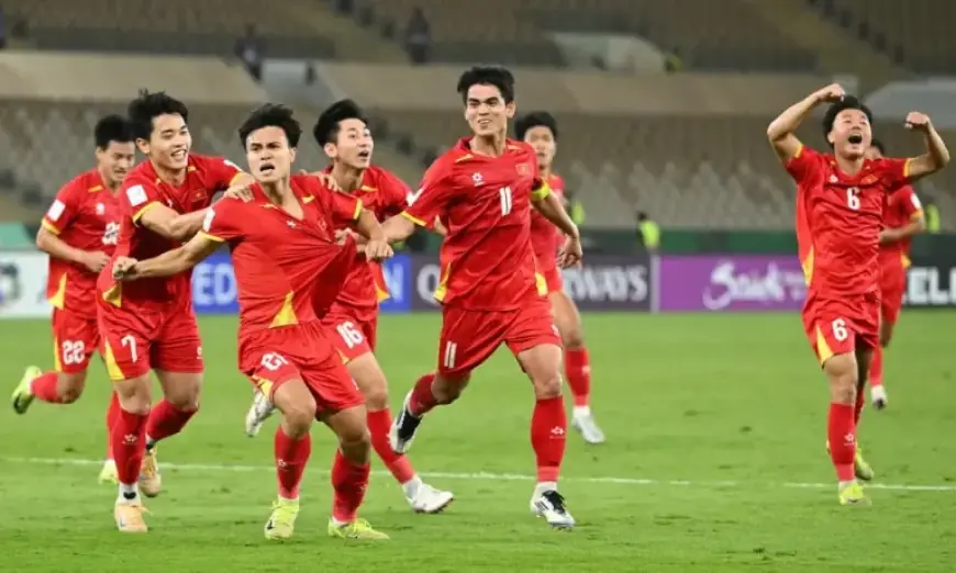 Vietnam vs UAE: Dinh Bac Benched, Trung Kien Takes the Lead