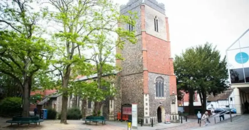 Watch the Traitors Finale Live at Ipswich Venue