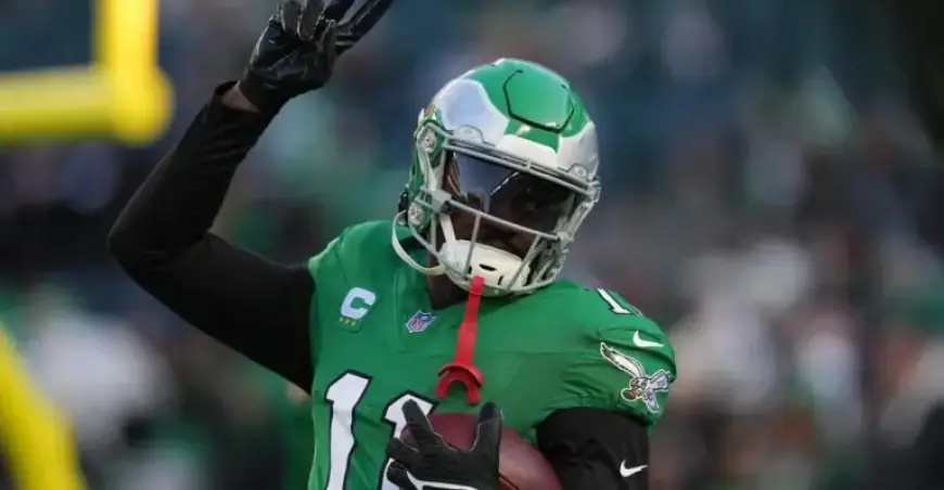 A.J. Brown Reportedly Requested Trade Multiple Times During Eagles Season