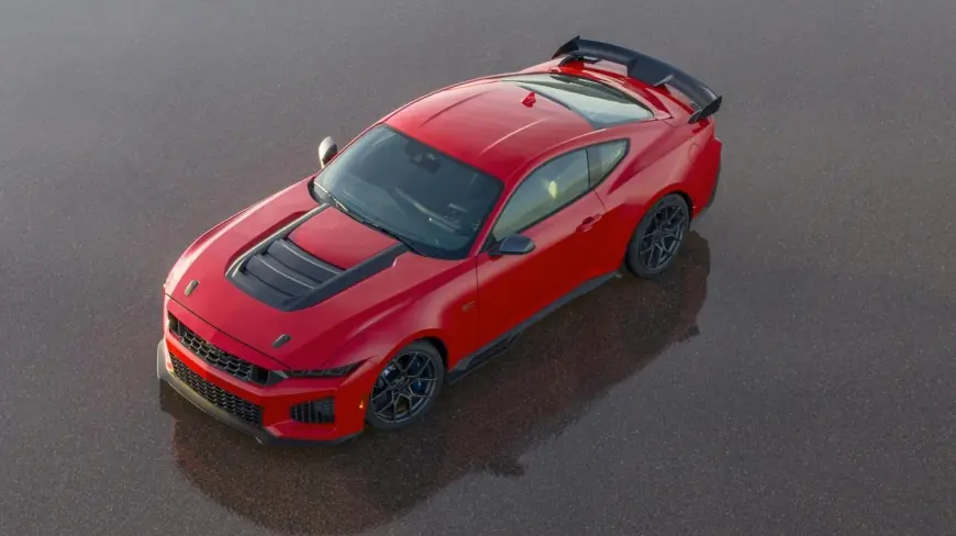 Ford Mustang Dark Horse SC debuts with supercharged V8, track focus, and summer 2026 deliveries