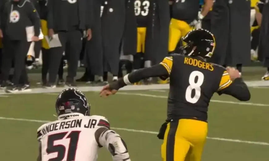 Willie Colon Predicts Aaron Rodgers’ Steelers Return, Questions A.J. Brown Pairing