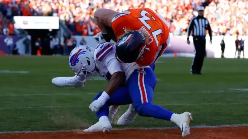 Broncos’ OL Frank Crum Scores Touchdown Against Bills