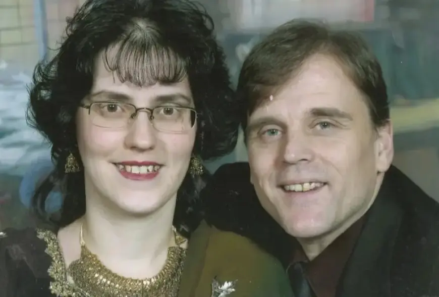 Alberta Couple Challenges CRA to Repay $33K COVID Benefits