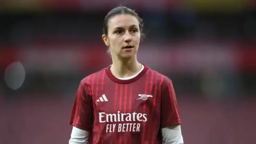 Renée Adjusts Lineup with Two Changes for FA Cup Clash