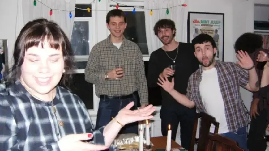 In 2026, People Embrace Analog Living Amid AI Fatigue