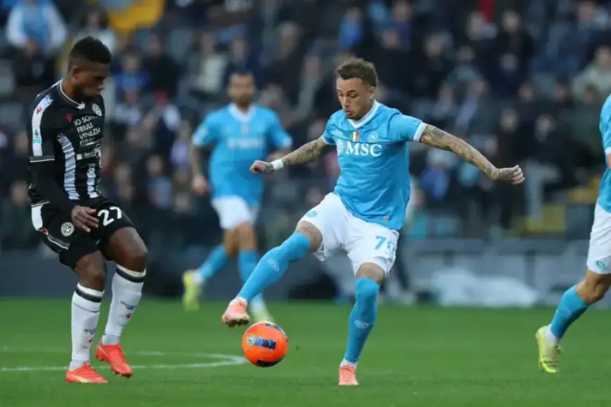 Galatasaray Nears Agreement with Napoli Forward Noa Lang