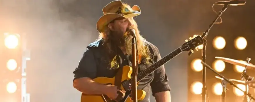 4 Chris Stapleton Songs Showcasing Stunning Lyrical Mastery