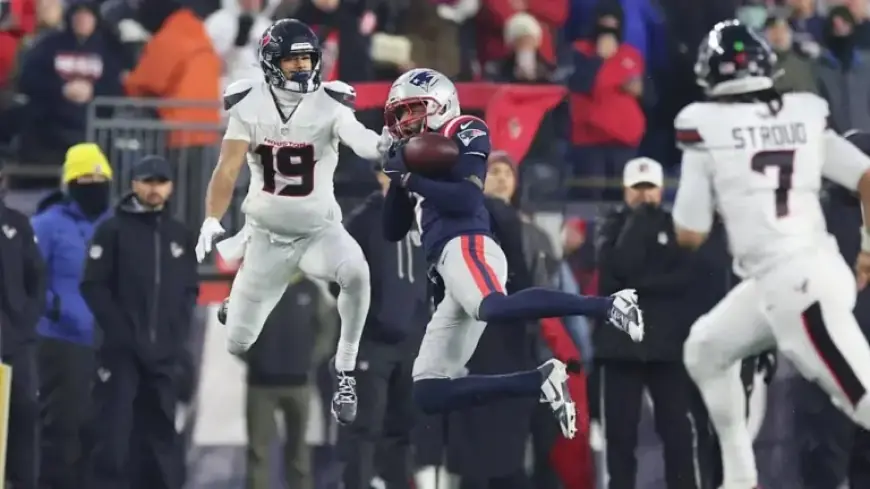 Carlton Davis Intercepts for Second Time, Leads to Stroud’s Fourth First-Half INT