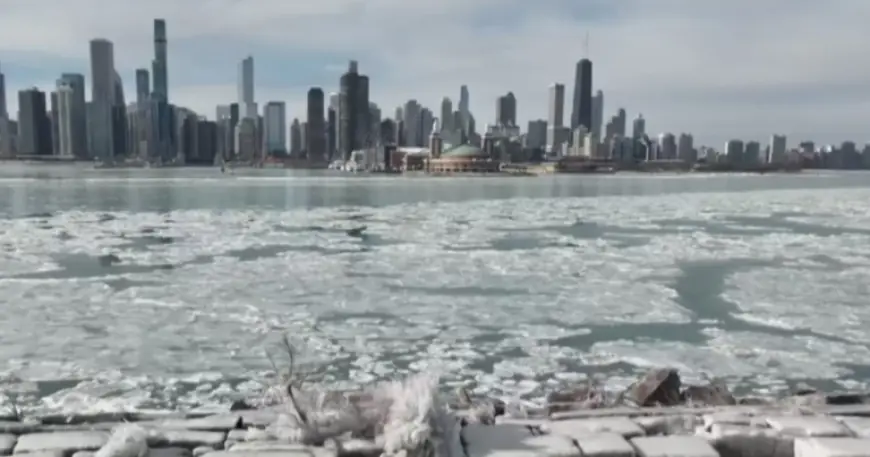 Chicago to Issue Cold Weather Advisory Monday Morning: Warnings Announced