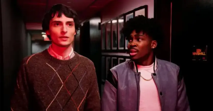 SNL Perfectly Captures ‘Heated Rivalry’ Meme