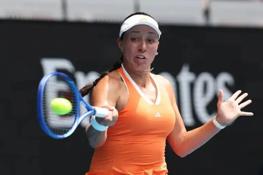 Pegula Dominates Zakharova to Advance to Melbourne’s Second Round