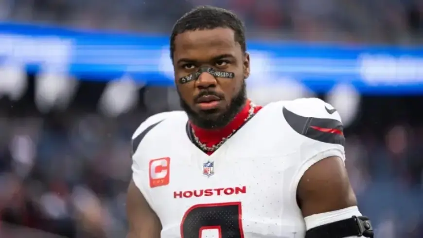 Azeez Al-Shaair Protests with ‘Stop the Genocide’ Eye Black Before Game