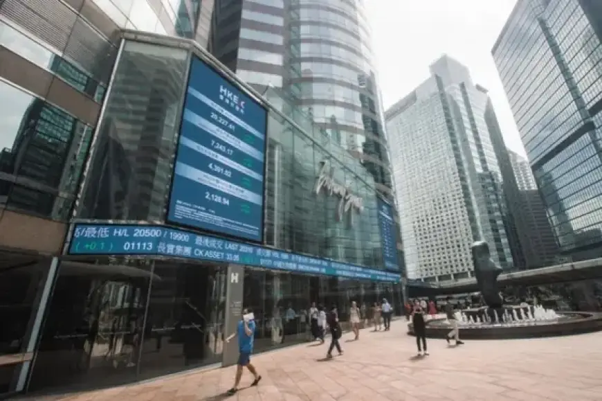 Hong Kong Attracts Global Funds as Interest in Chinese IPOs Rises