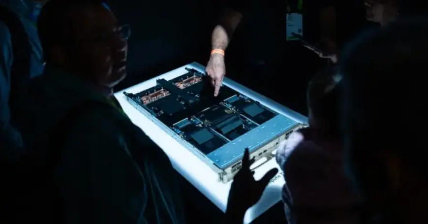 IMF Boosts Global Growth Forecast as Tariff Impact Weakens