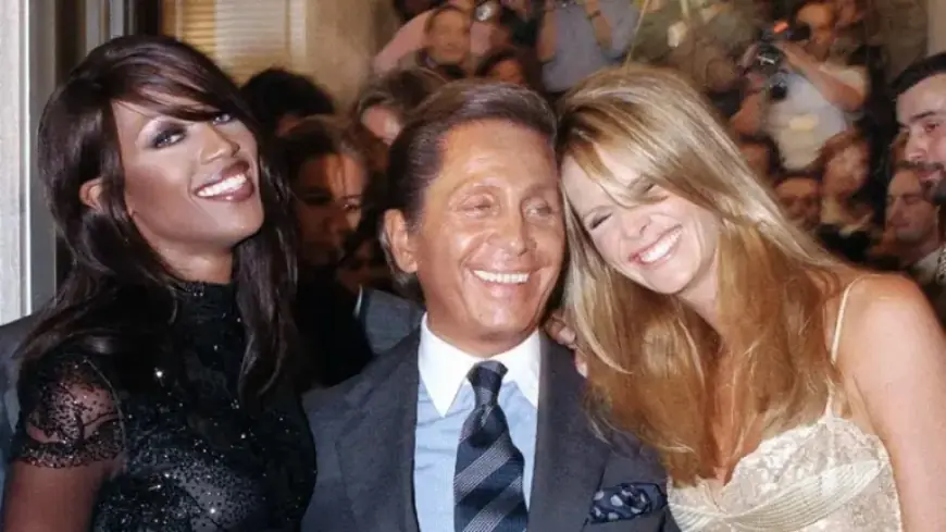 Renowned Fashion Icon Passes Away at 93