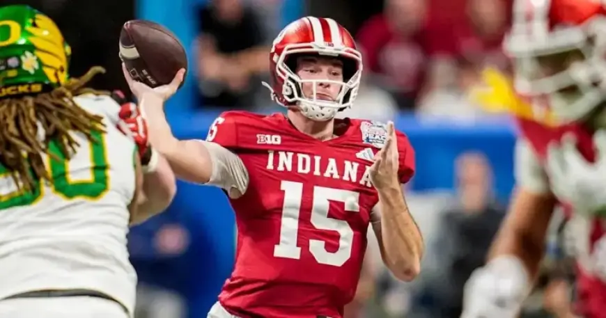 Miami Students Divided on College Football National Title Game Loyalties