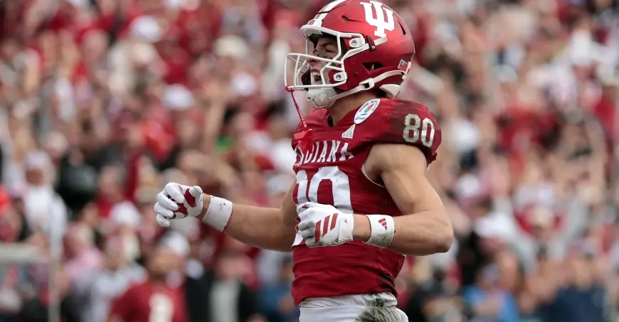 Charlie Becker Turns “Charlie B” Into Indiana’s Unlikely Playoff X-Factor Ahead of the Title Stage