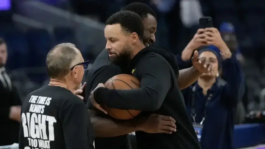 Warriors Enthusiastically Welcome Andrew Wiggins Back to Chase Center