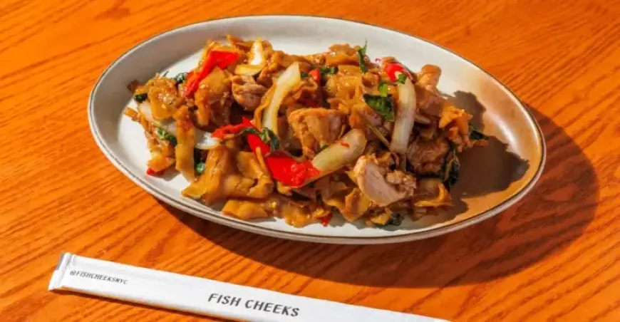 Fish Cheeks Opens New Thai Takeout and Delivery Shop