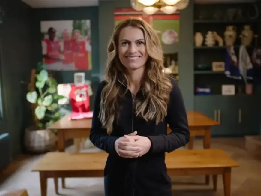 Barclays Women’s Super League Resumes: Karen Carney Welcomes Fans Back