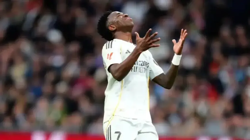 Vinícius Faces More Boos During Champions League Clash at Bernabeu