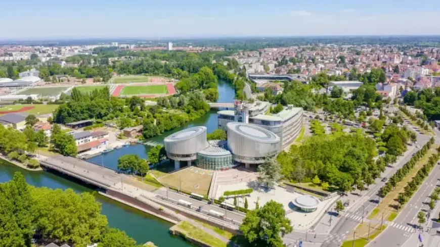 Challenging Empty Rhetoric in Film Criticism