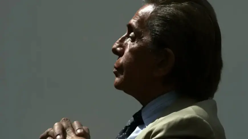 Paris Grieves Iconic Designer Valentino’s Death