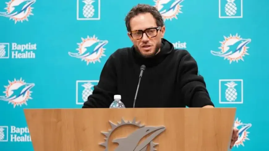 Chargers to Hire Former Dolphins Coach McDaniel as Offensive Coordinator