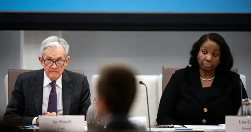 Supreme Court Reviews Trump’s Appeal to Remove Lisa Cook from Fed Board