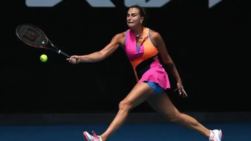 Aryna Sabalenka Advances to Australian Open Third Round as Top Seed
