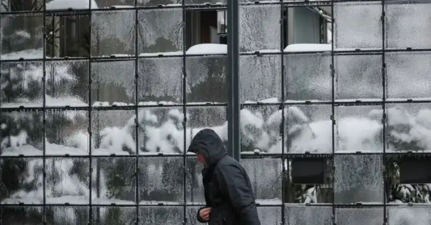 Ukraine Ensures Uninterrupted Gas Supply Amid Russian Attacks