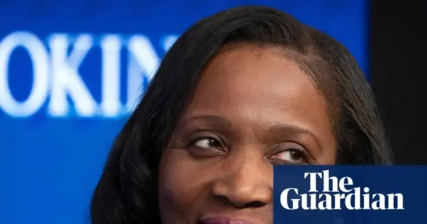 US Supreme Court Reviews Trump’s Effort to Oust Lisa Cook from Fed Board