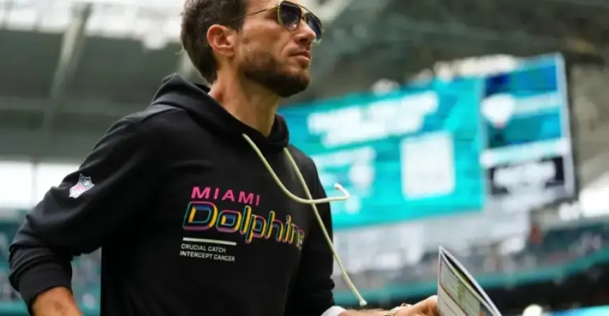 Mike McDaniel Poised to Join LA Chargers as Offensive Coordinator