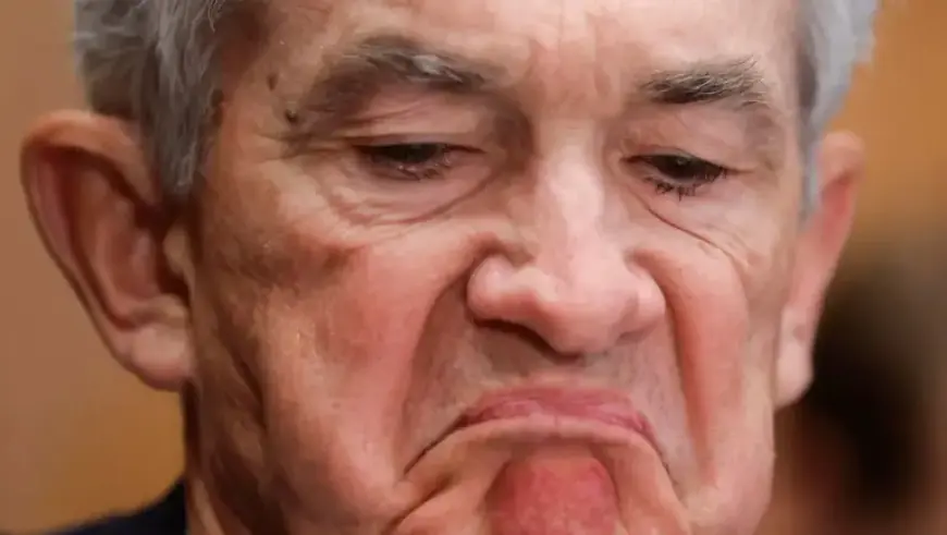 Urgent $38 Trillion Dollar Collapse Warning Shakes Gold and Bitcoin Markets