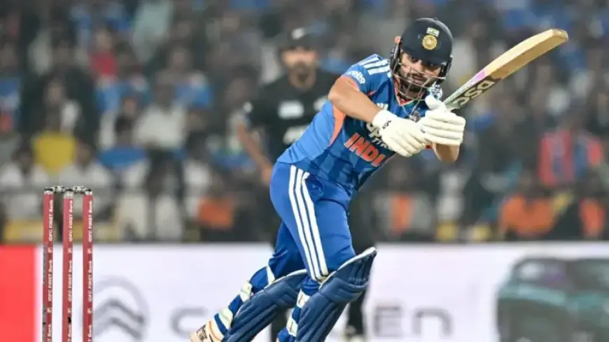 India vs New Zealand 1st T20I: Phillips Hits Fifty, NZ 121/3 (13), IND 238/7