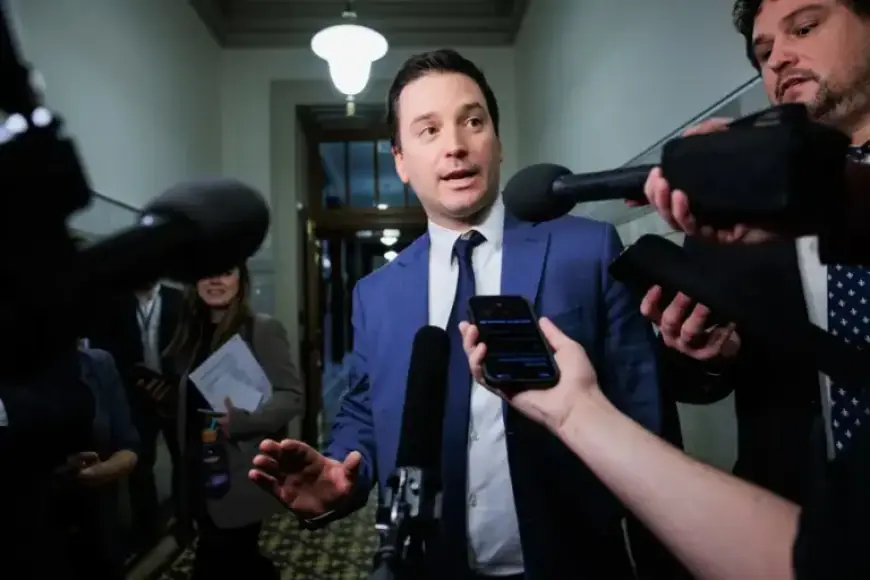 Quebec Leadership Race: Jolin-Barrette and Others Consider, Girard Withdraws