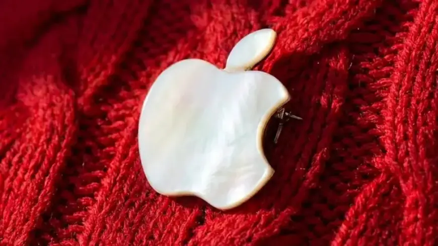 Apple Innovates with AI-Powered Wearable Pin